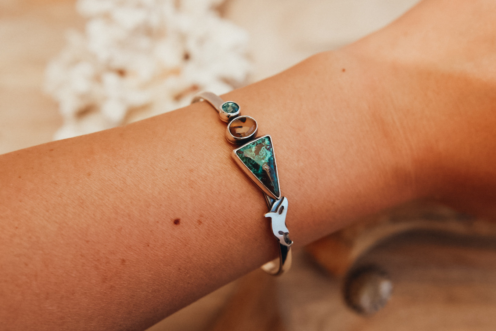 Orca Cuff