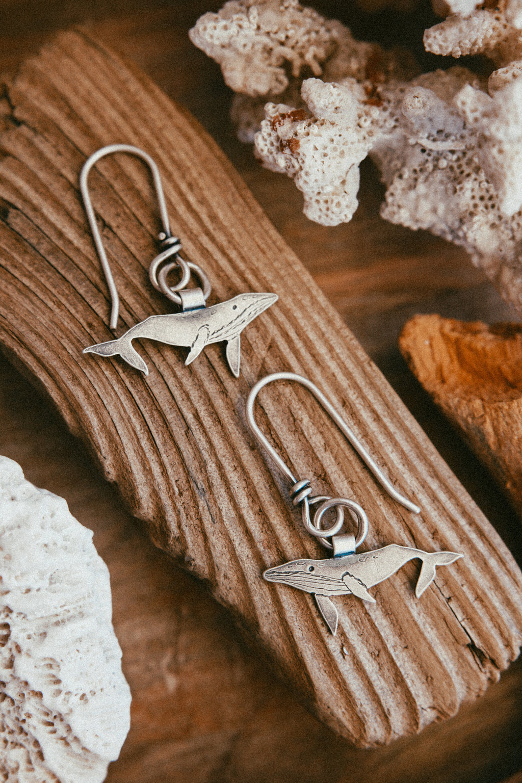 Humpback Sway Earrings