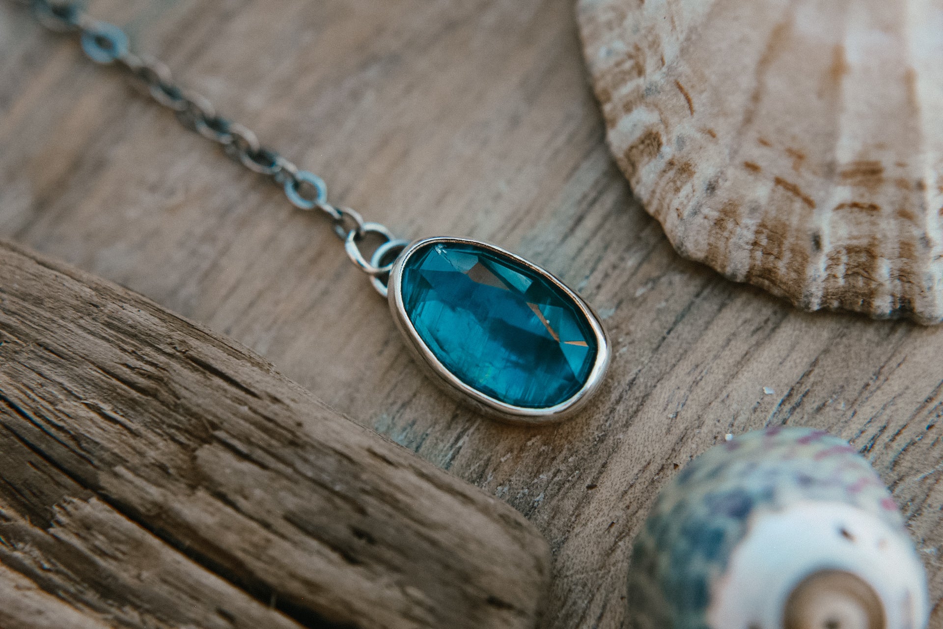 Lariat Necklace - Hammerhead